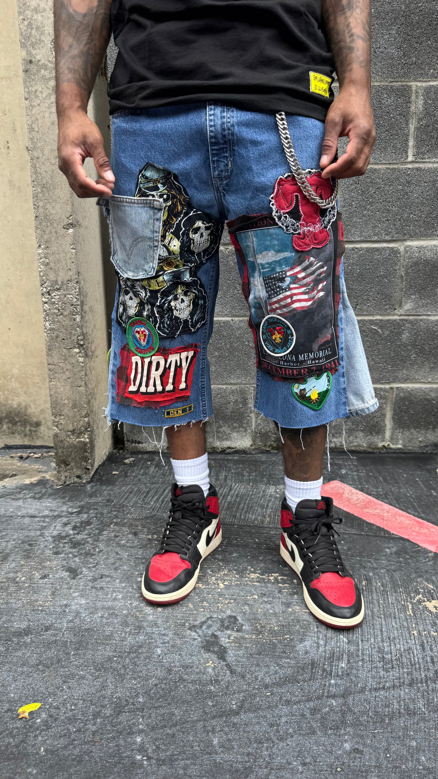 Item #01 : ‘Dirty Dawg’